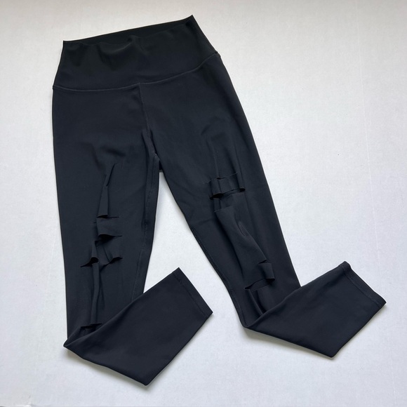 2/25 ALO Yoga Leggings S Womens Black
Ripped Warrior High Waisted Tights Pilates - Picture 2 of 6